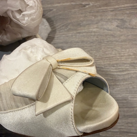 Christian Louboutin Angelique Heels - Picture 10 of 11